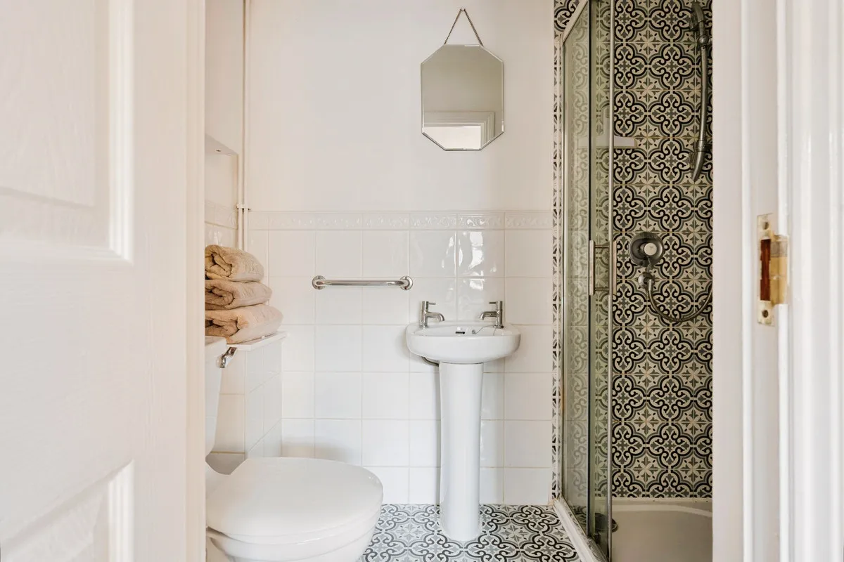 Victoria Road, Brentwood, CM14, photo 8