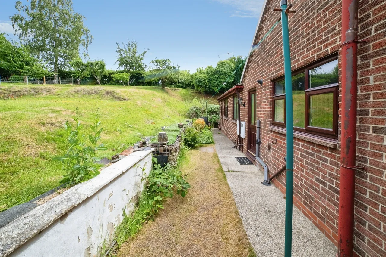Delves Bank Road, Swanwick, DE55, photo 22