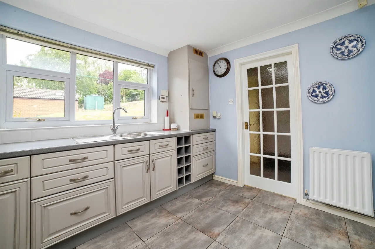 Delves Bank Road, Swanwick, DE55, photo 10