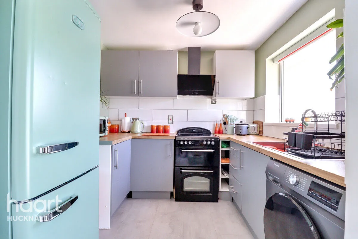 Nightingale Crescent, Nottingham, NG16, photo 5