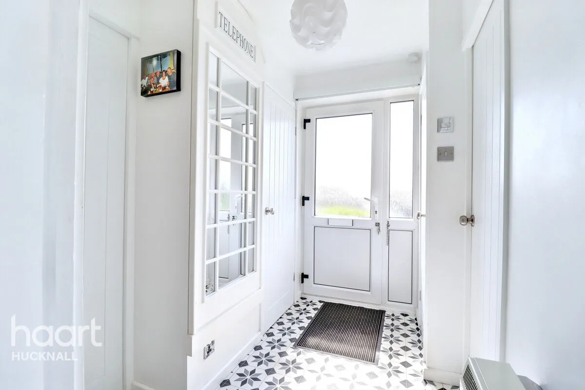 Nightingale Crescent, Nottingham, NG16, photo 6