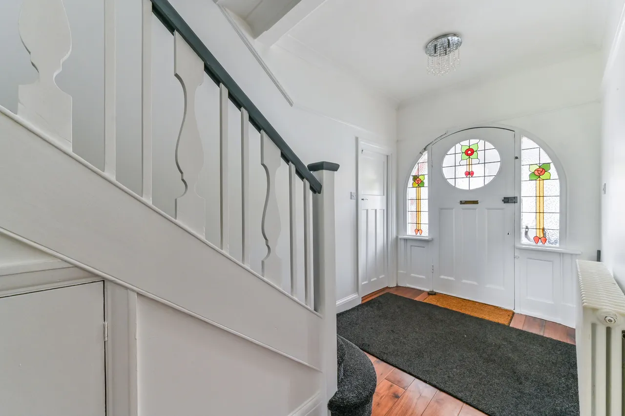 32 Howden Road, London, photo 5