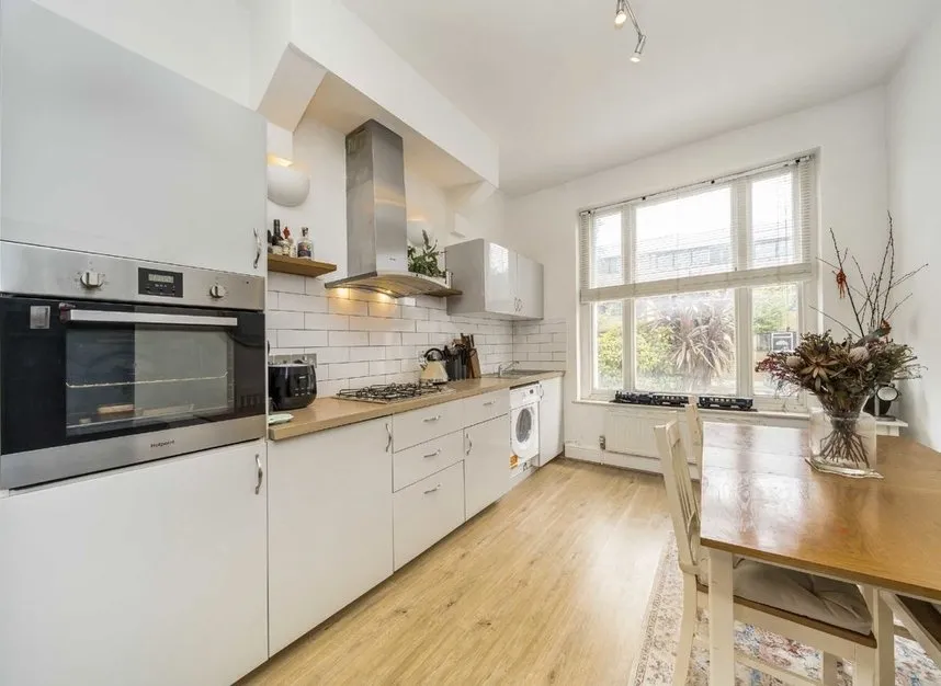 Bassett Street, Kentish Town, NW5, photo 3