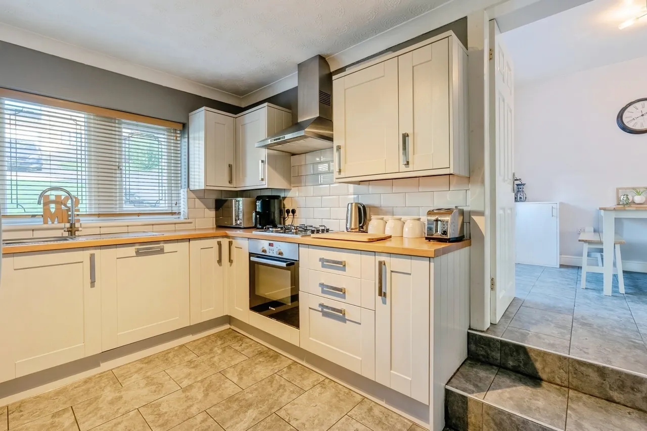 Barn Field Close, Colne, BB8, photo 6