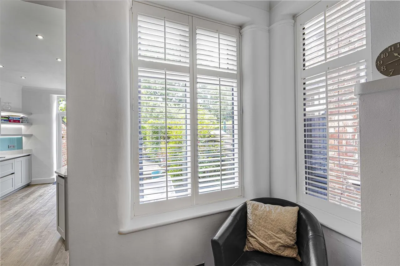 Moss Lane, Bramhall, SK7, photo 12