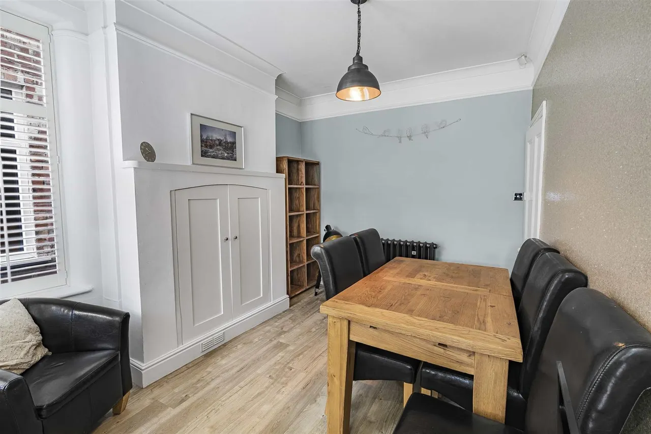 Moss Lane, Bramhall, SK7, photo 11