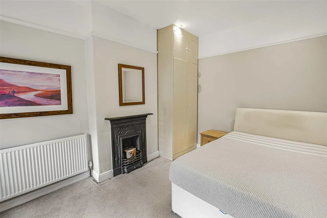 Moss Lane, Bramhall, SK7, photo 16