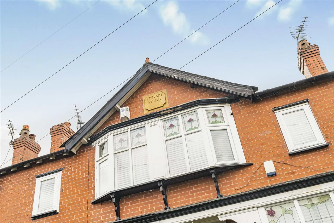 Moss Lane, Bramhall, SK7, photo 4