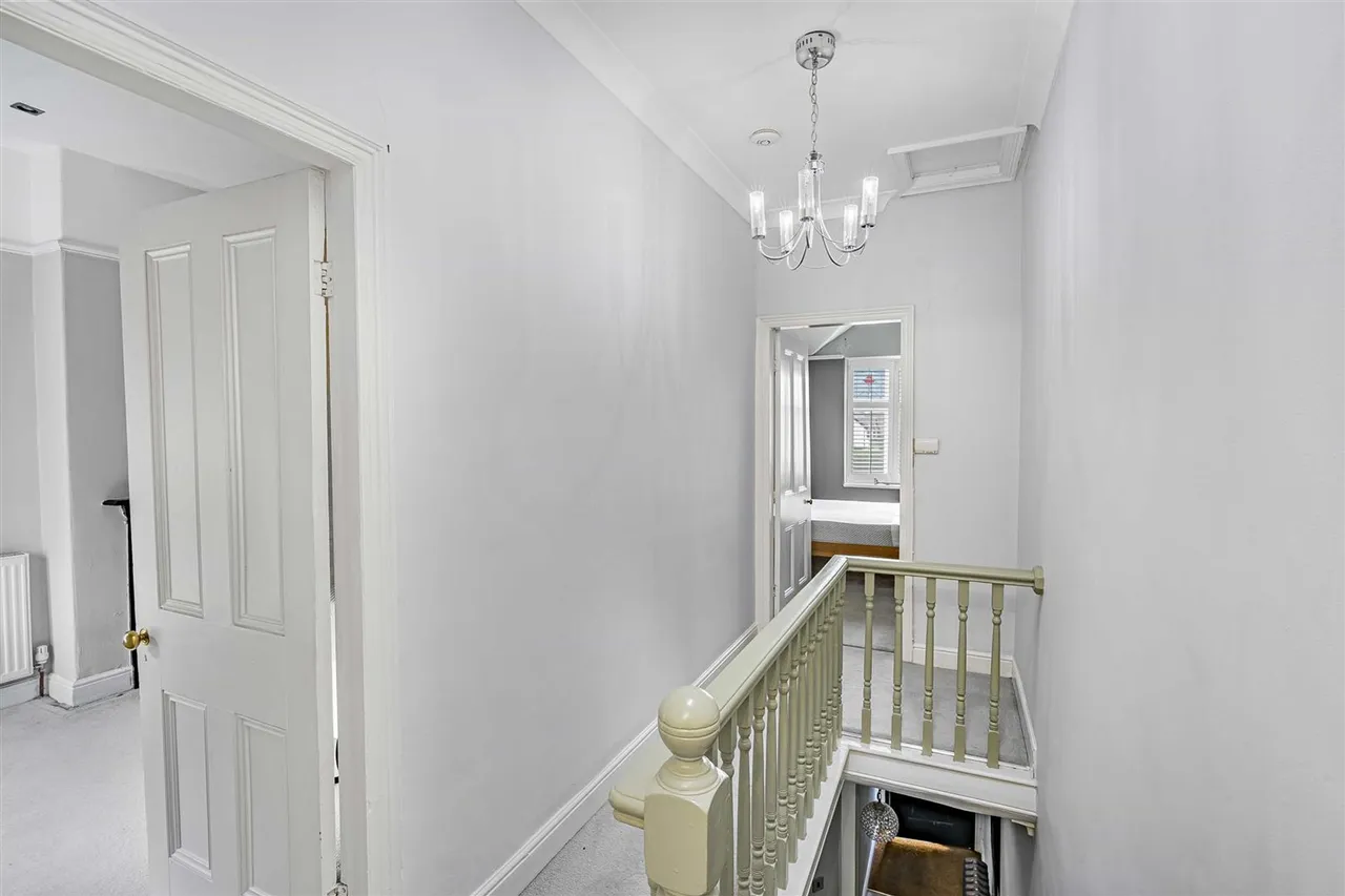 Moss Lane, Bramhall, SK7, photo 13