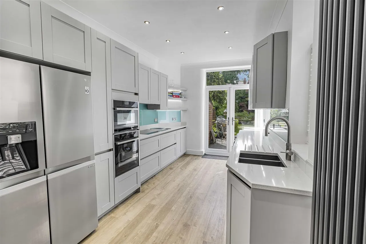 Moss Lane, Bramhall, SK7, photo 10