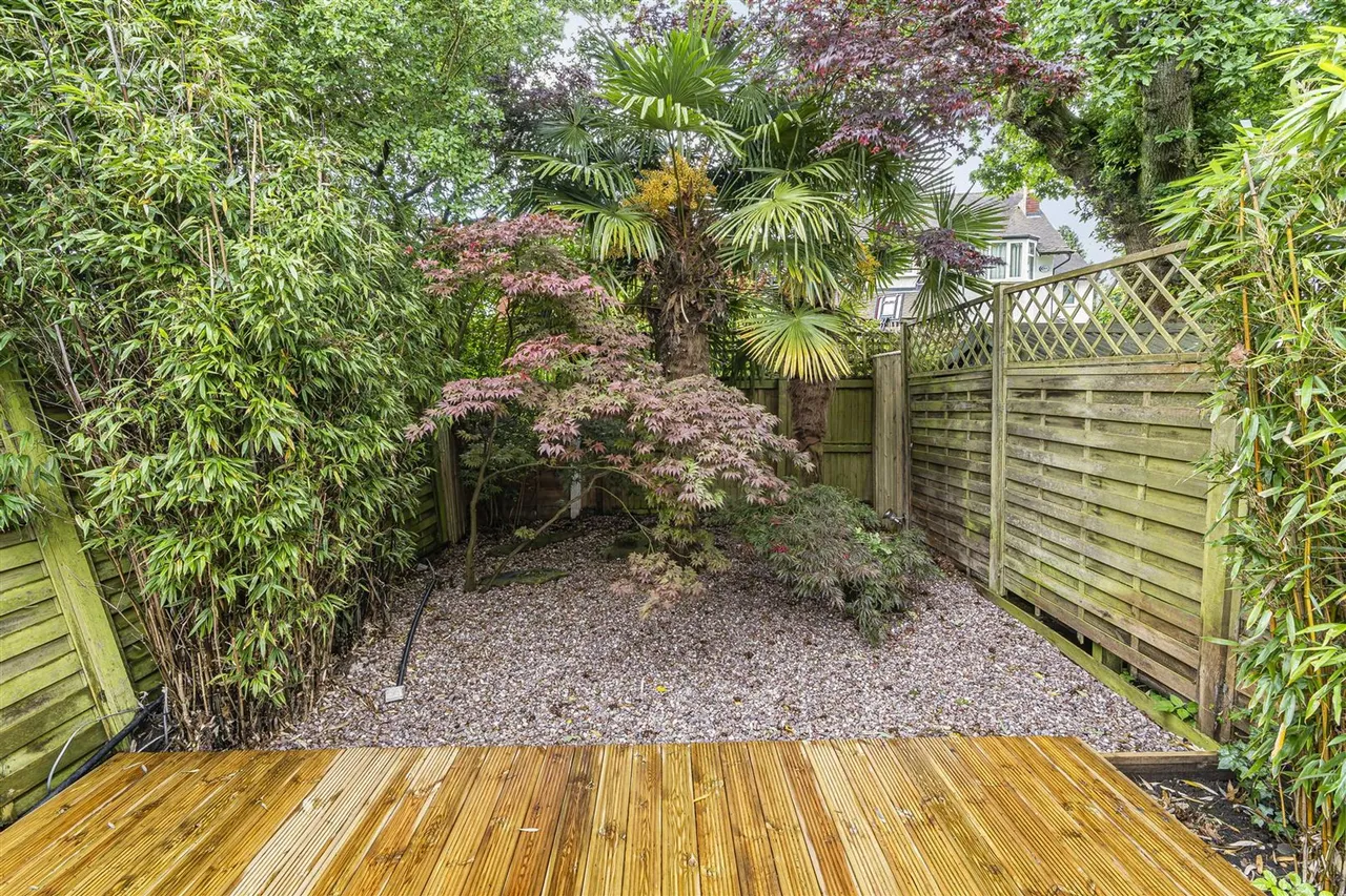 Moss Lane, Bramhall, SK7, photo 26