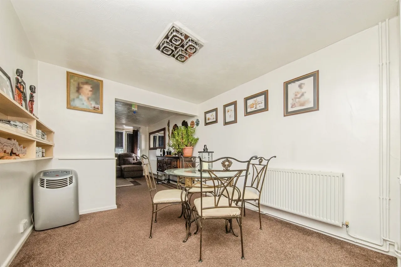 Radcliffe Drive, Ipswich, photo 5