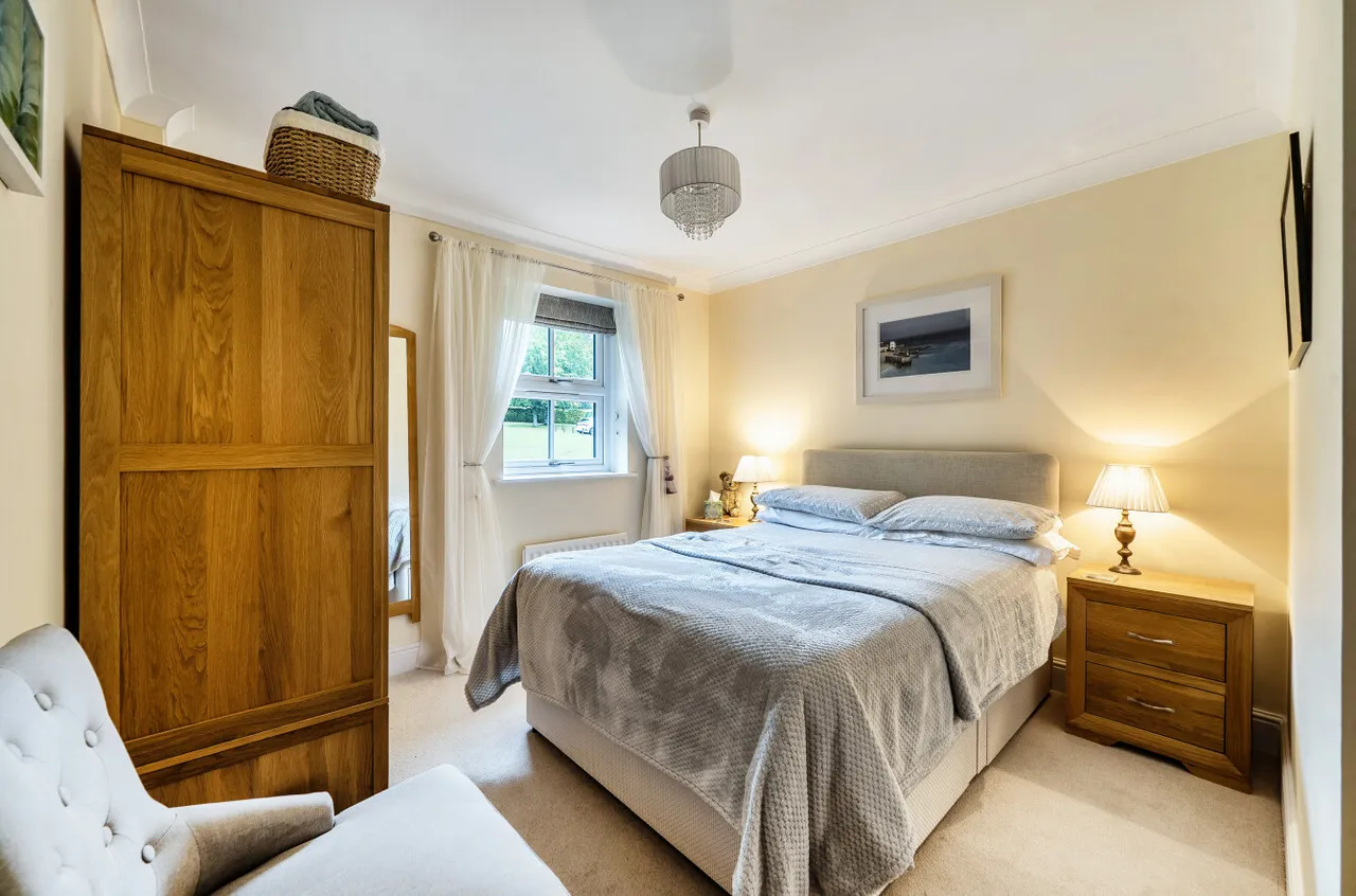 Little Hayes Lane, Itchen Abbas, SO21, photo 10