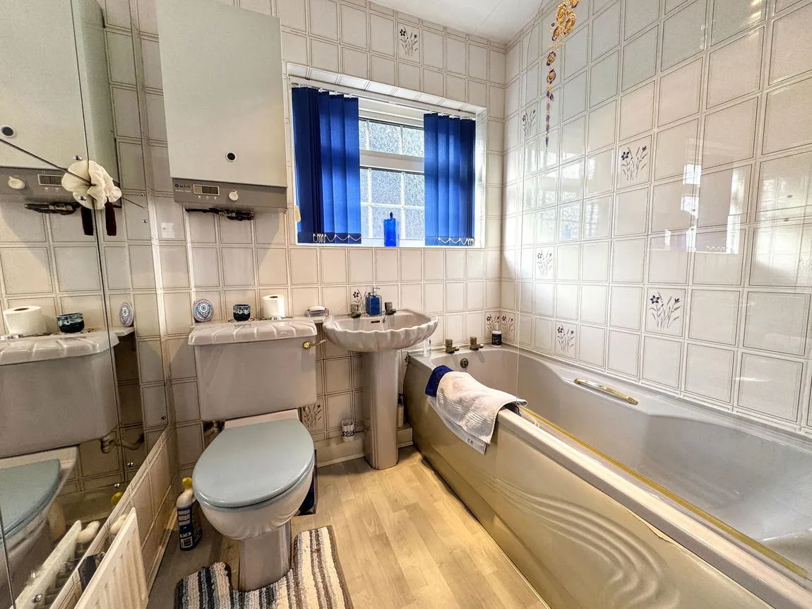 Bron Llyn, Llanddulas, Abergele, Conwy, LL22 8JL, photo 12