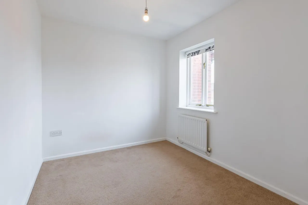 Davidson Avenue, Leamington Spa, photo 11