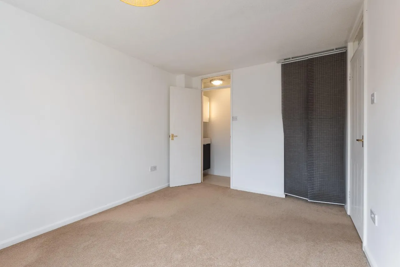 Davidson Avenue, Leamington Spa, photo 9