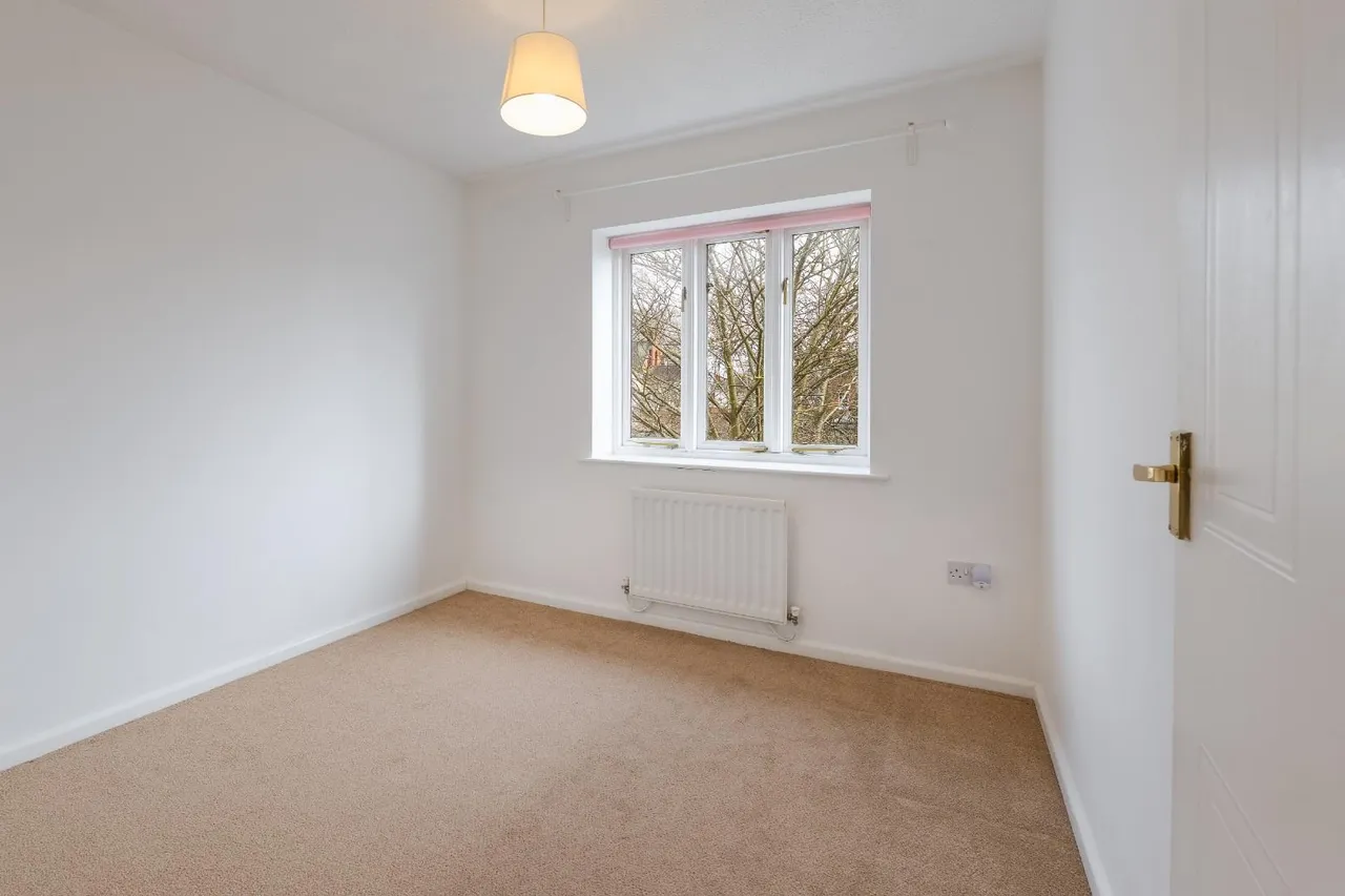 Davidson Avenue, Leamington Spa, photo 12