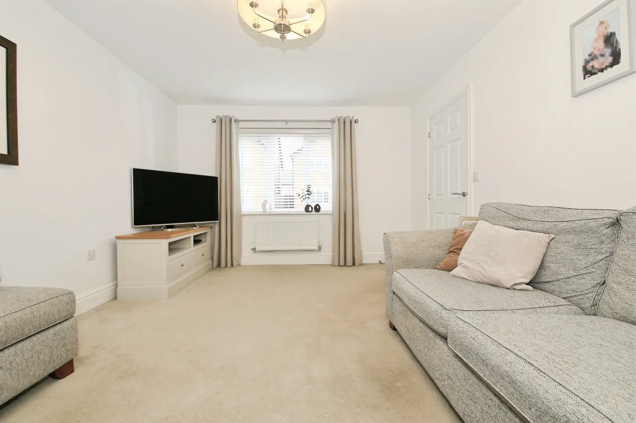 Leon Drive, Peterborough, photo 9