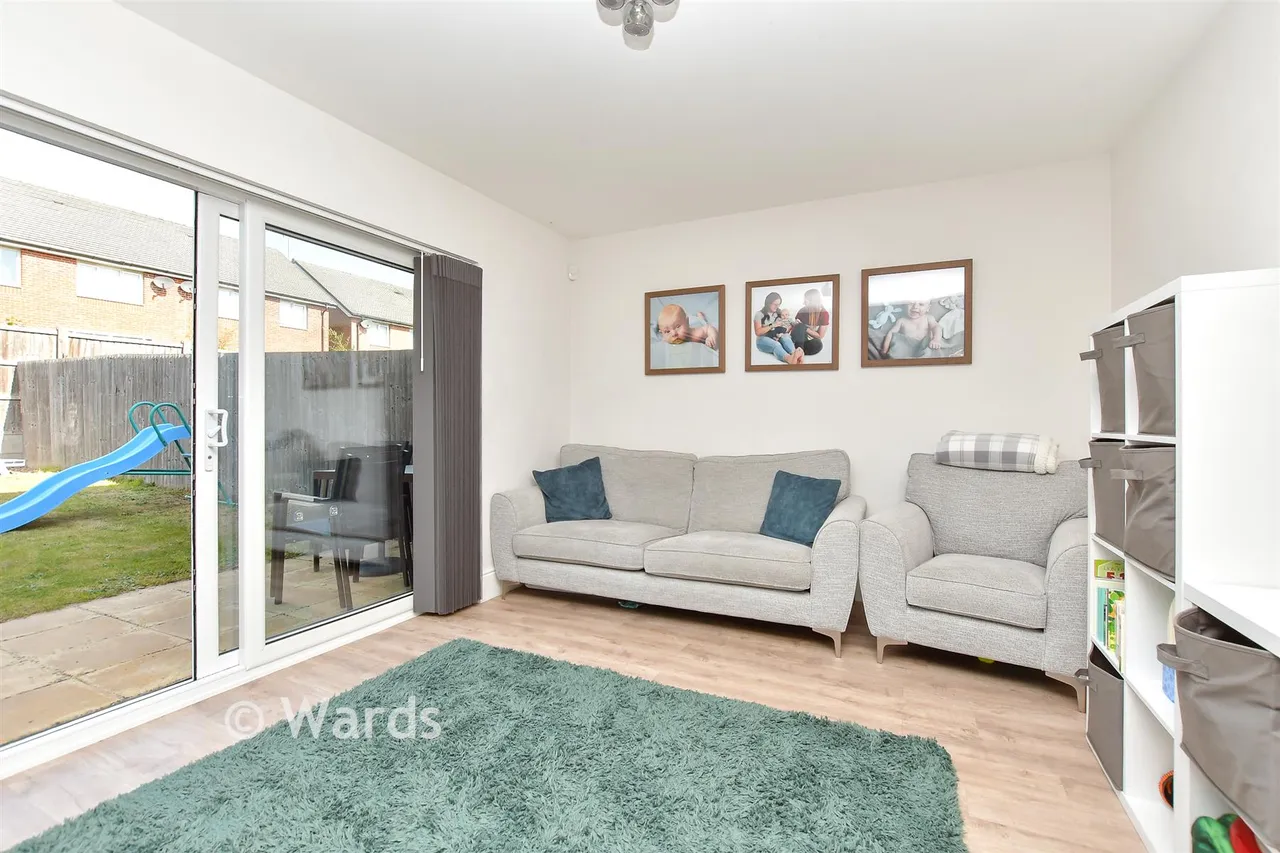 Papyrus Drive, Sittingbourne, ME10, photo 4