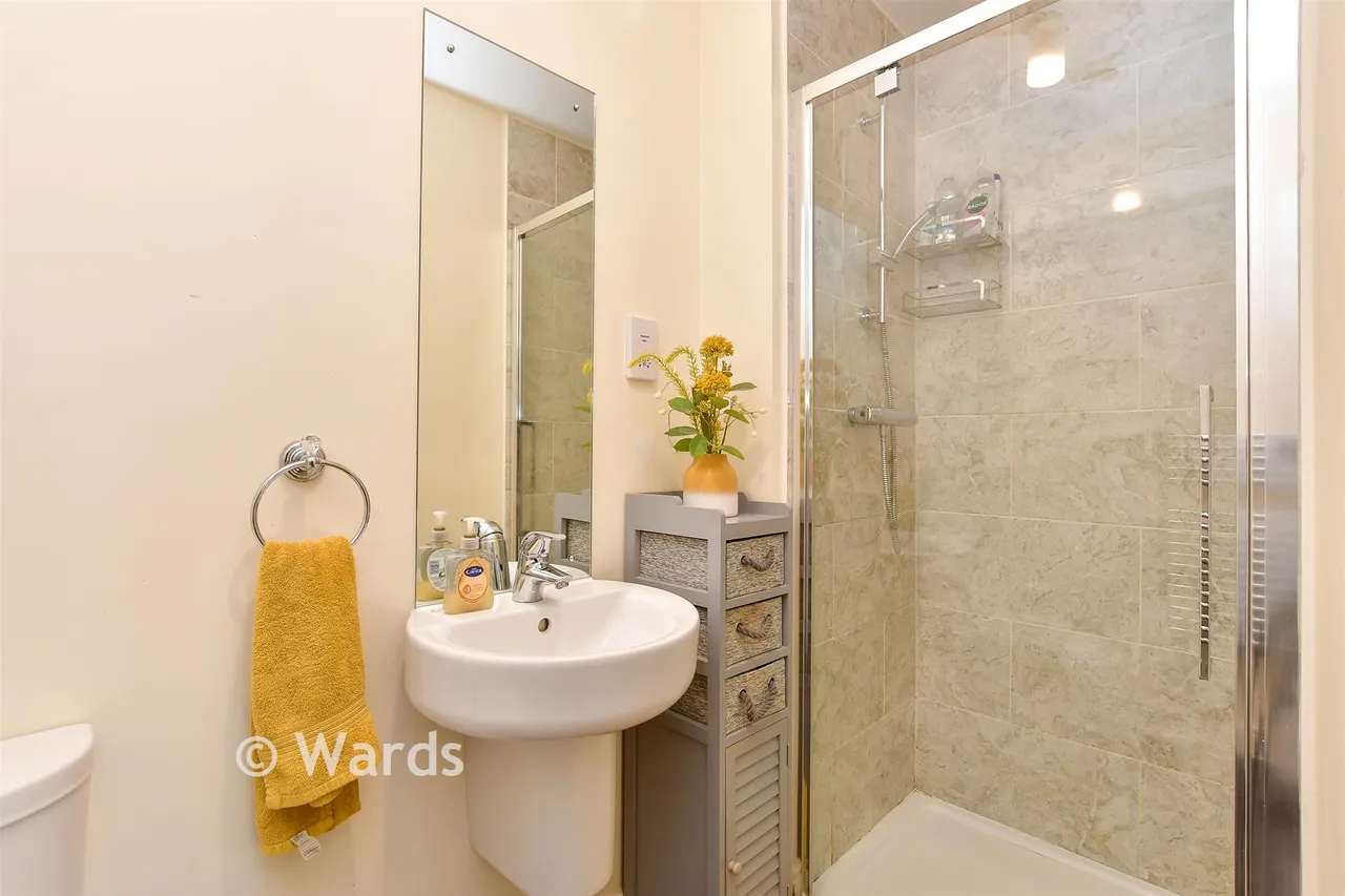 Papyrus Drive, Sittingbourne, ME10, photo 9