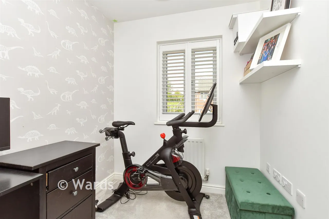 Papyrus Drive, Sittingbourne, ME10, photo 11