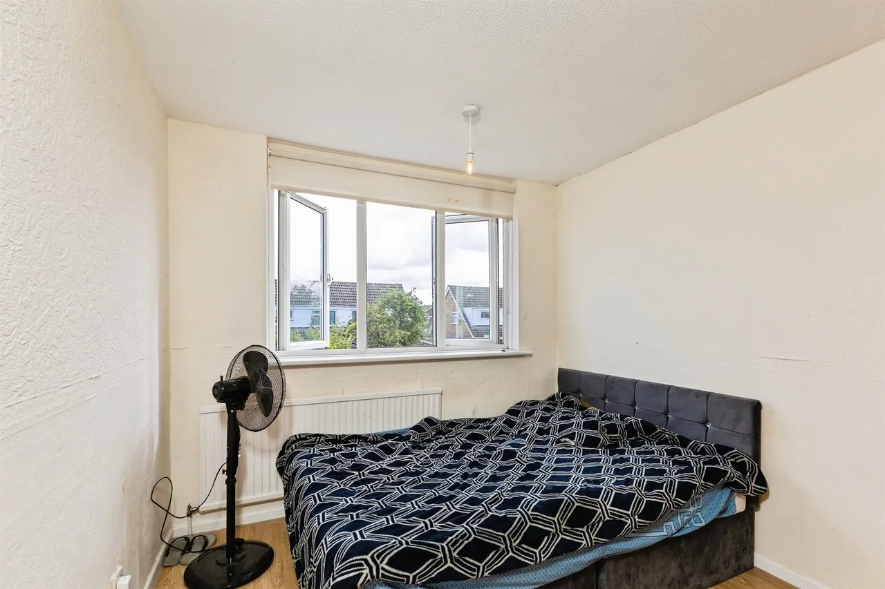 Springdale, Earley, Reading, photo 9