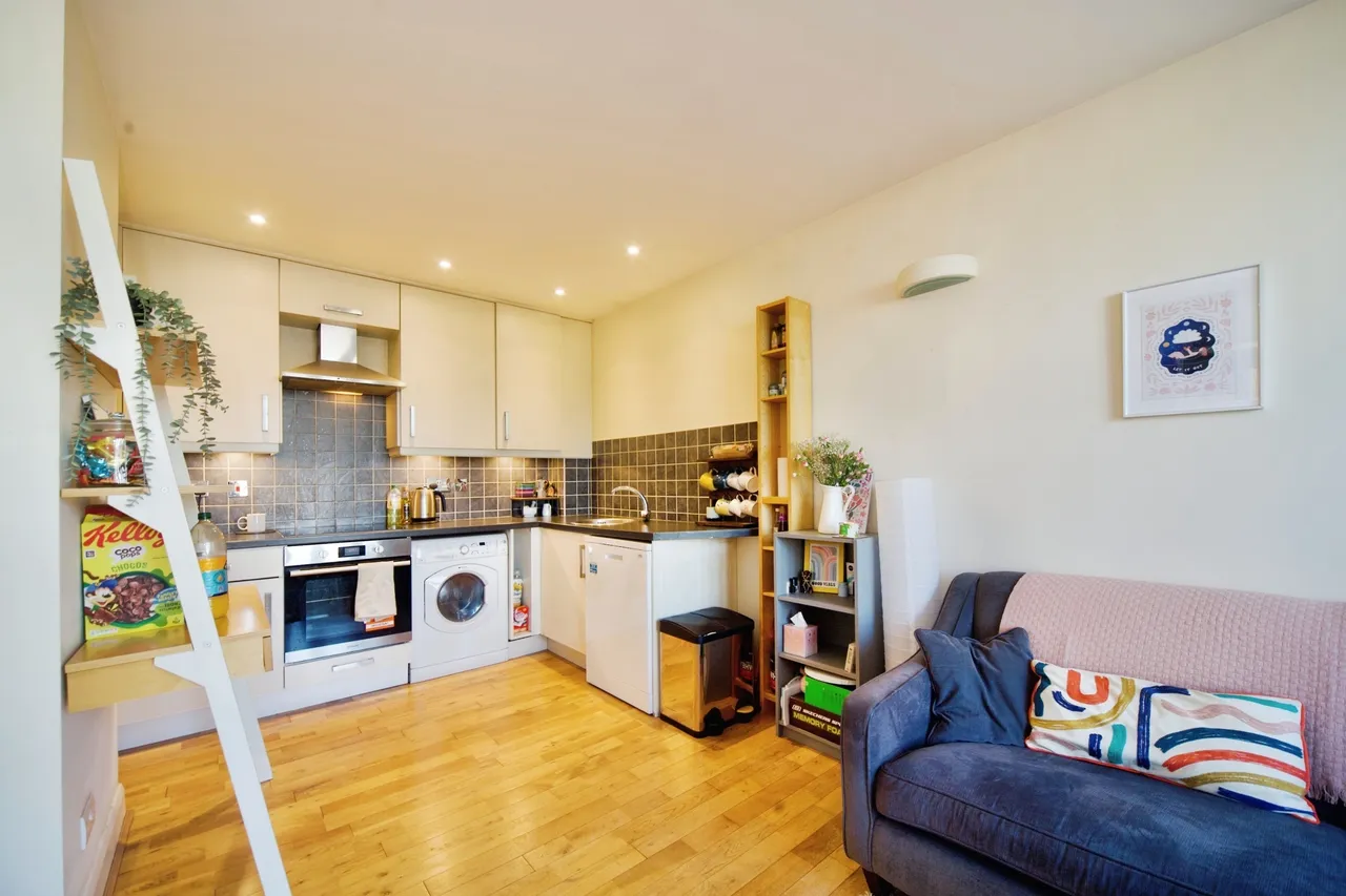 Fairfield Road, London, E3, photo 7