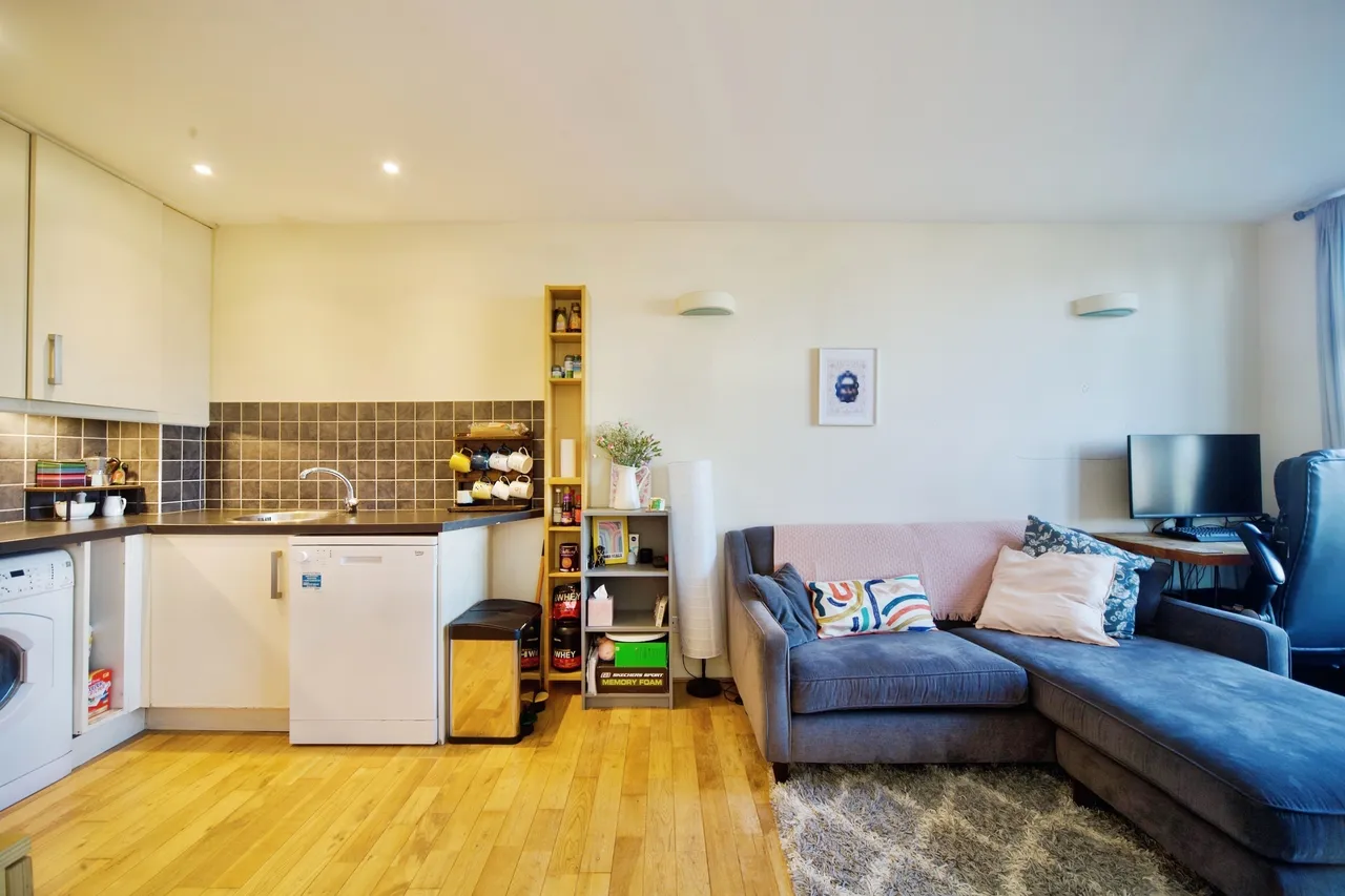 Fairfield Road, London, E3, photo 9