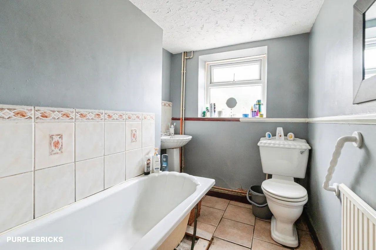 Ffrwd Terrace, Caerphilly, CF83, photo 19