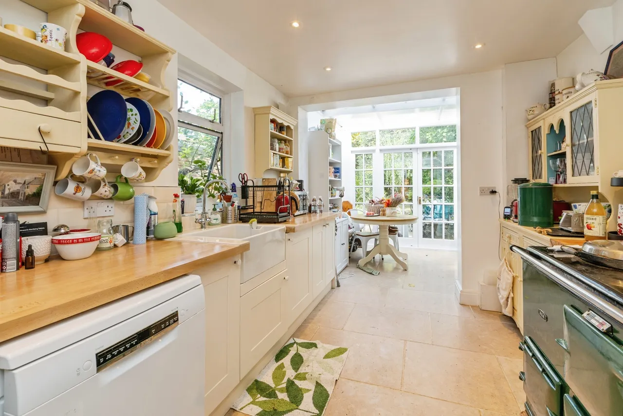 Bellevue Road, London, N11, photo 3