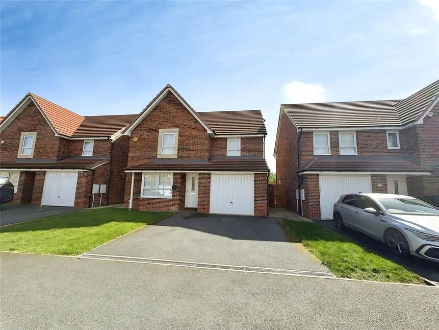 4 bed house to rent — Rovers Way, Doncaster, South Yorkshire, DN4