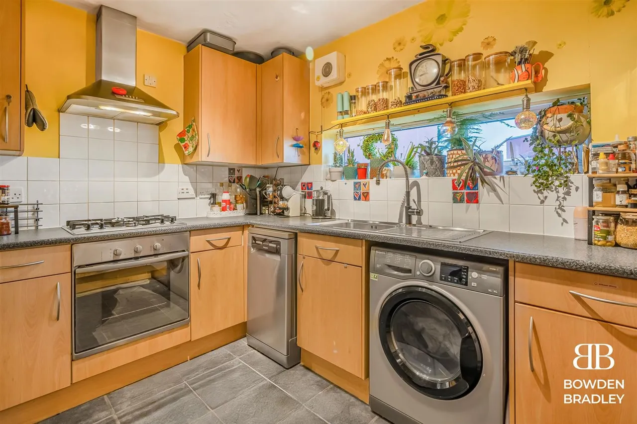 Tylney Close, Chigwell, IG7, photo 16