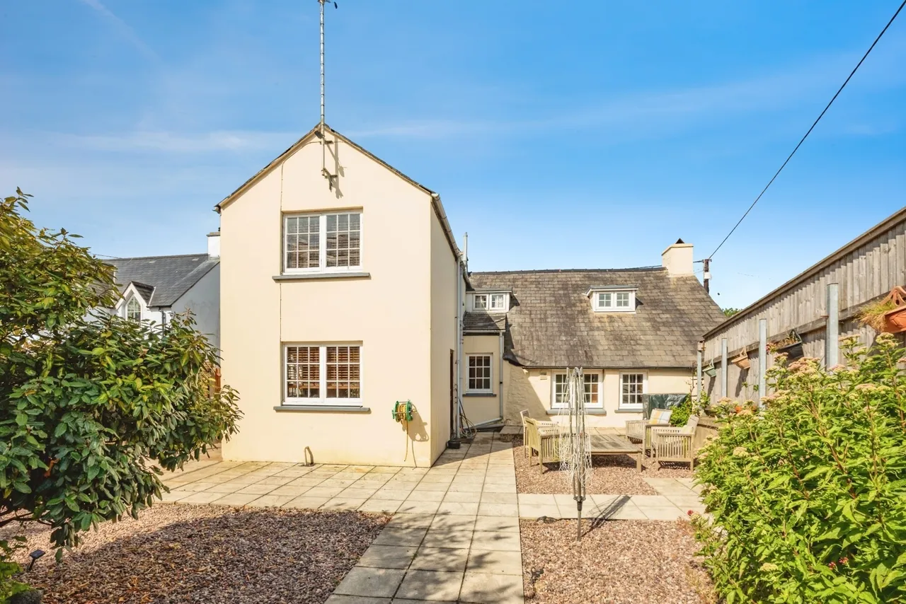 4 bed house for sale, Felin Road, Cardigan, SA43