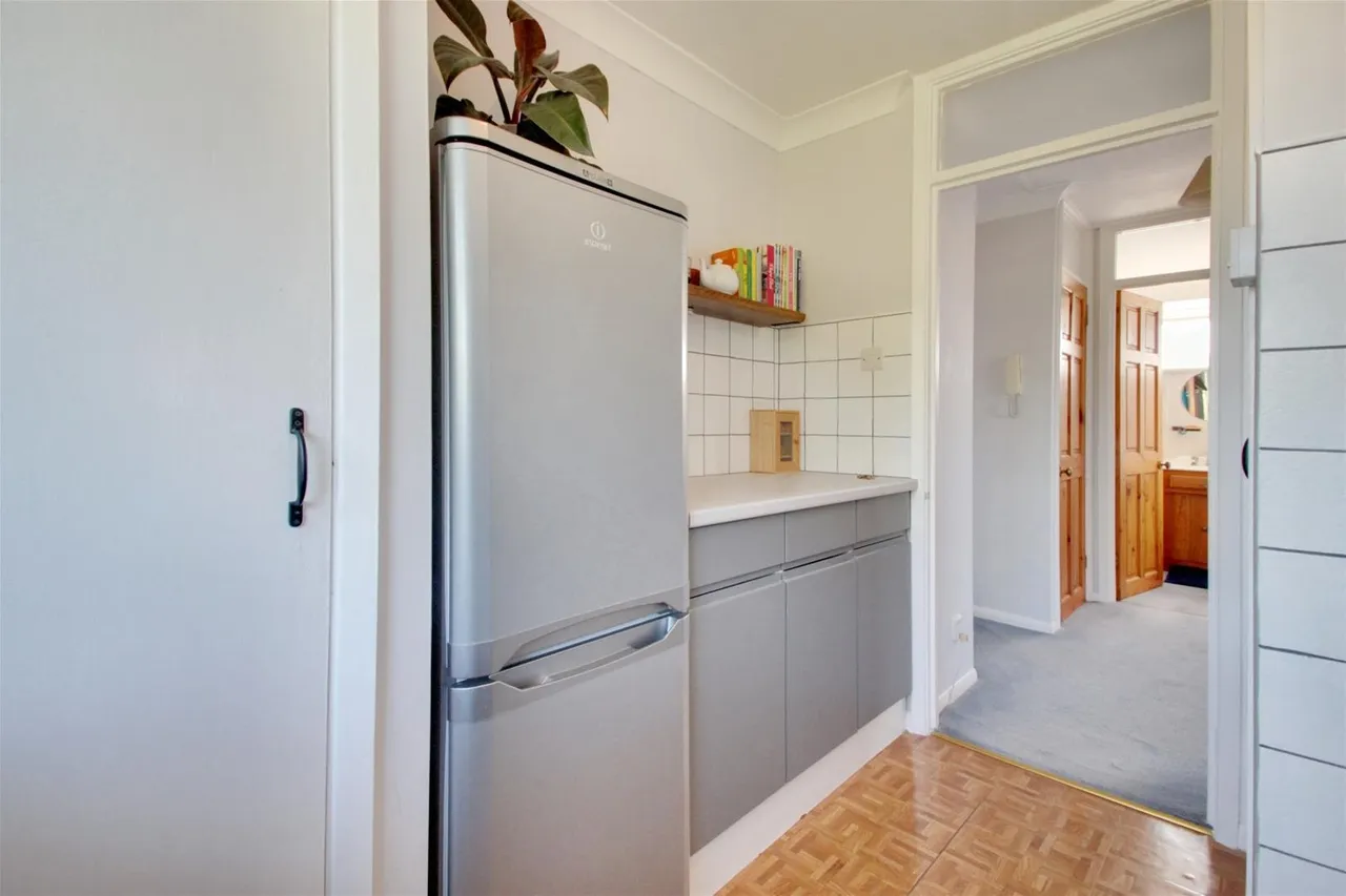 Aston House, Freehold Street, Shoreham-By-Sea, photo 5