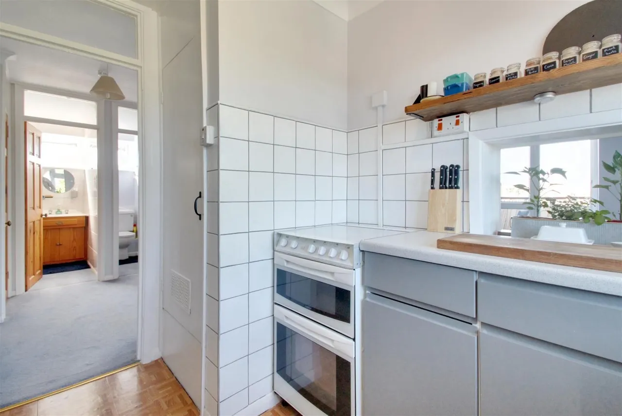Aston House, Freehold Street, Shoreham-By-Sea, photo 6