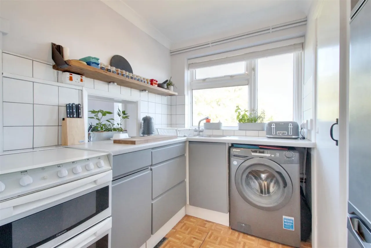 Aston House, Freehold Street, Shoreham-By-Sea, photo 7