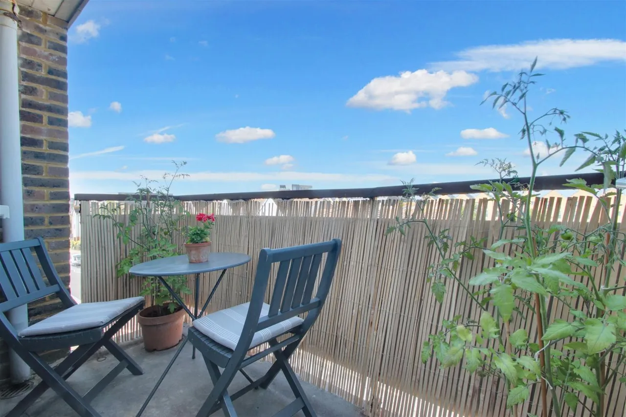 Aston House, Freehold Street, Shoreham-By-Sea, photo 8