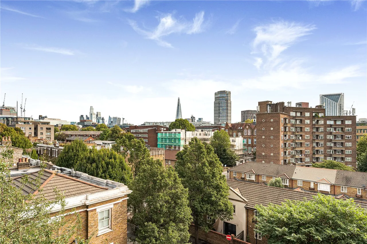 Westminster Bridge Road, London, SE1, photo 21
