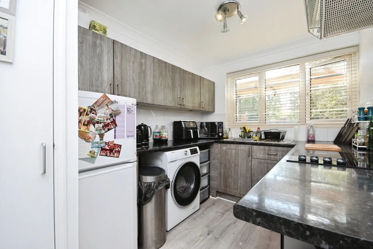 Ramshaw Drive, Chelmer Village, Chelmsford, Essex, CM2, photo 2