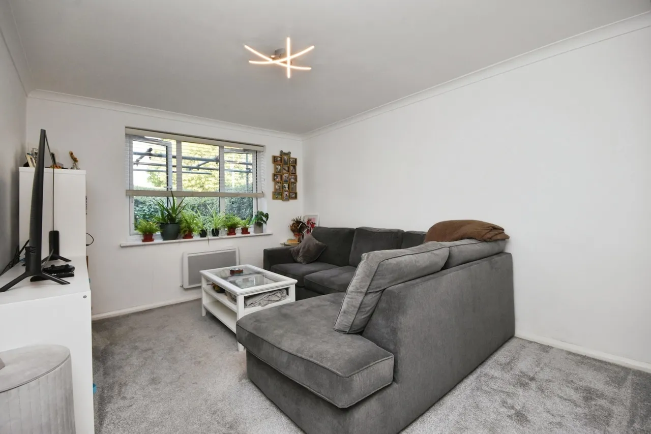 Ramshaw Drive, Chelmer Village, Chelmsford, Essex, CM2, photo 5