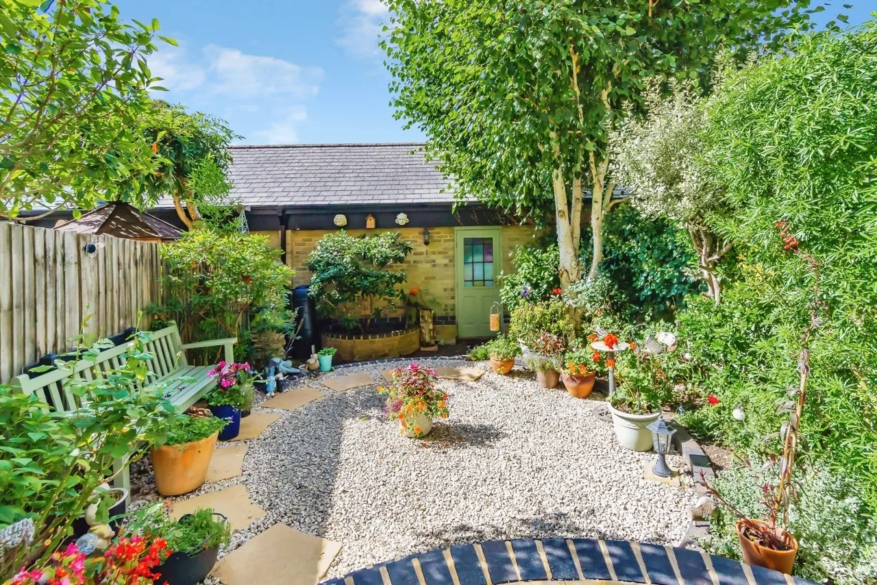 Brigade Place, Caterham, Surrey, CR3, photo 6