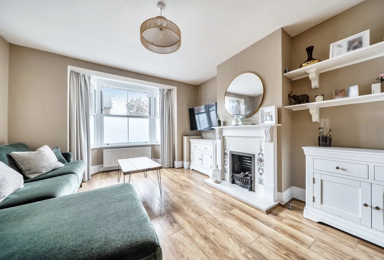 Lumley Road, Horley, RH6 7JL, photo 5