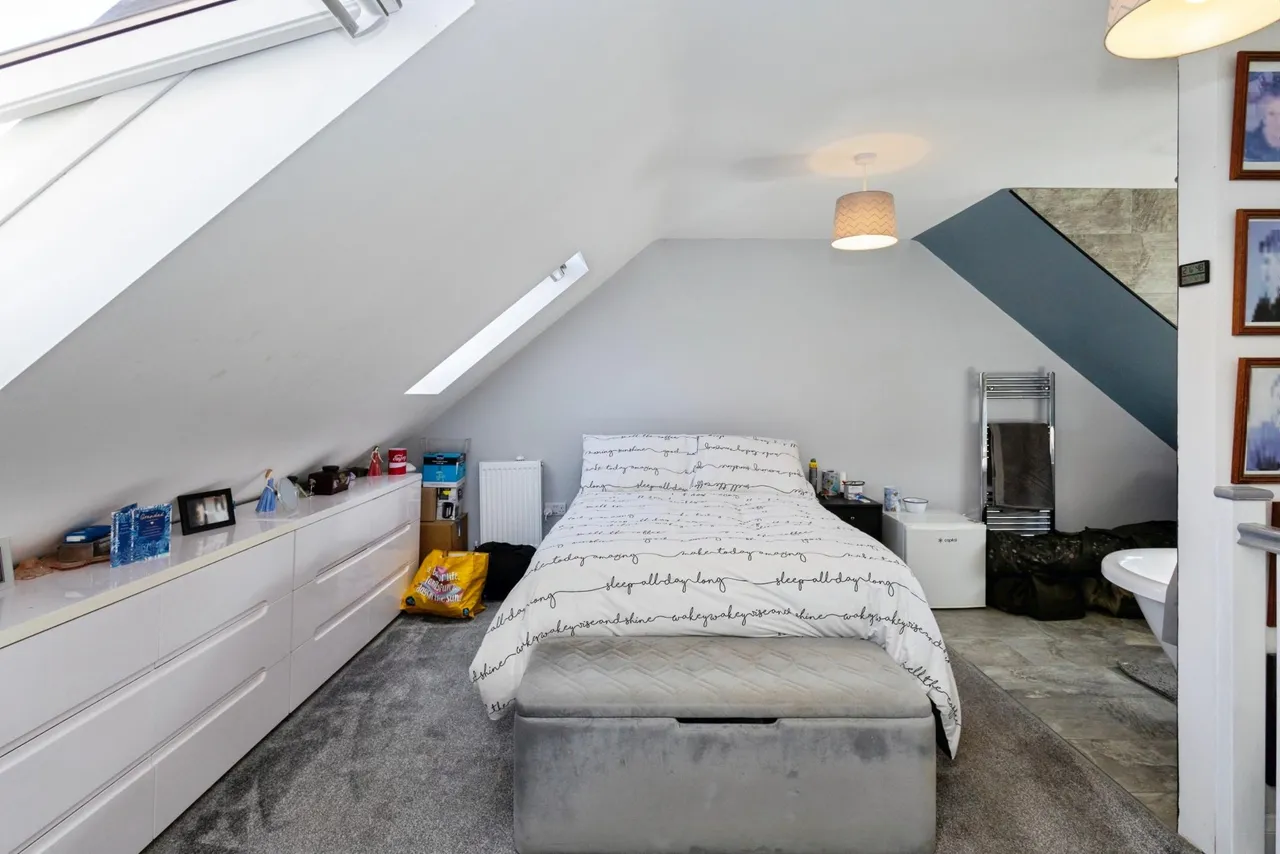 Restawyle Avenue, Hayling Island, PO11, photo 12