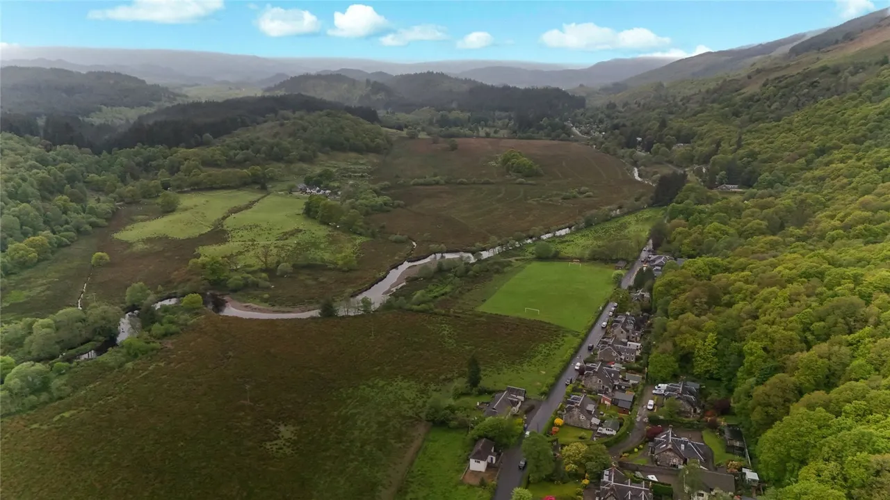 Westwood, Lochard Road, Aberfoyle, Stirling, Stirlingshire, FK8, photo 24