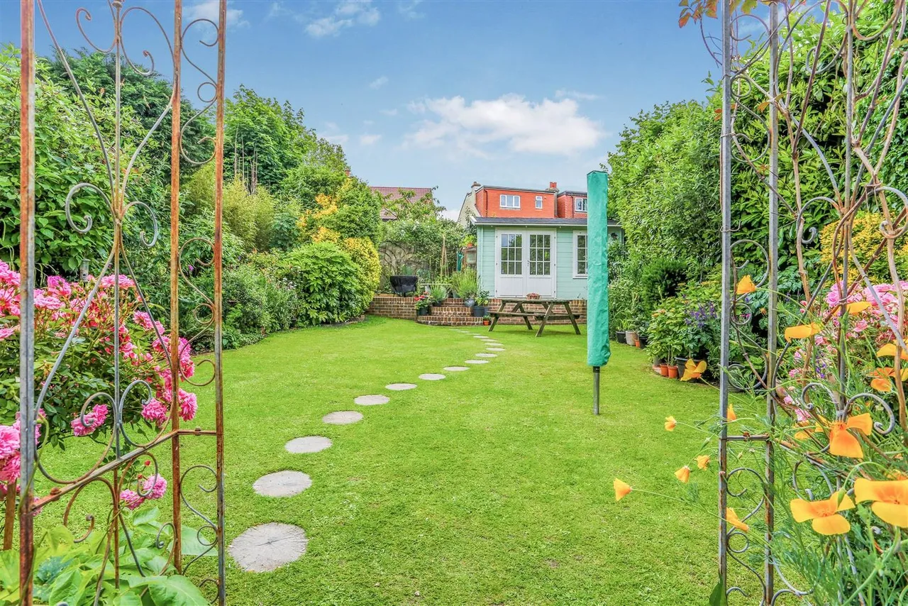 Sandy Lane South, Wallington, SM6 9NR, photo 14