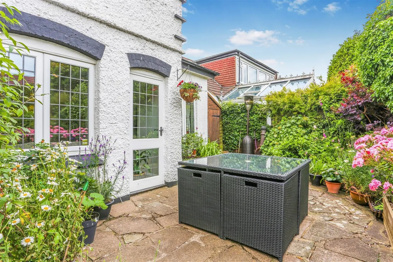 Sandy Lane South, Wallington, SM6 9NR, photo 18