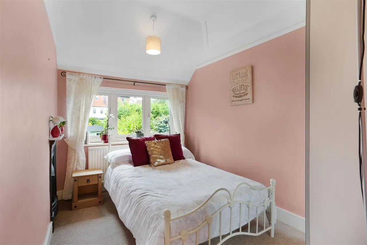 Sandy Lane South, Wallington, SM6 9NR, photo 26