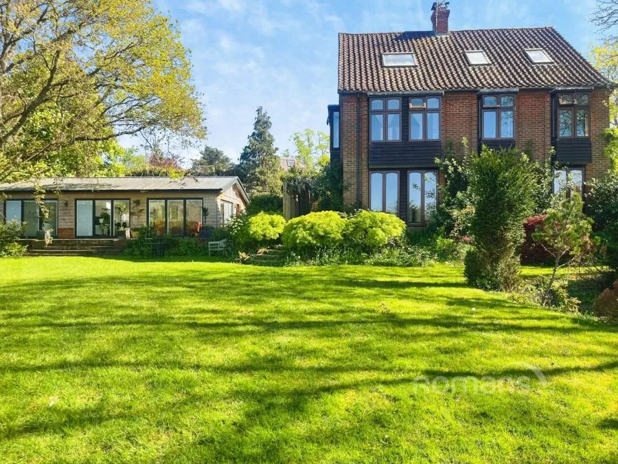 Wrecclesham Hill, Wrecclesham, GU10, photo 22