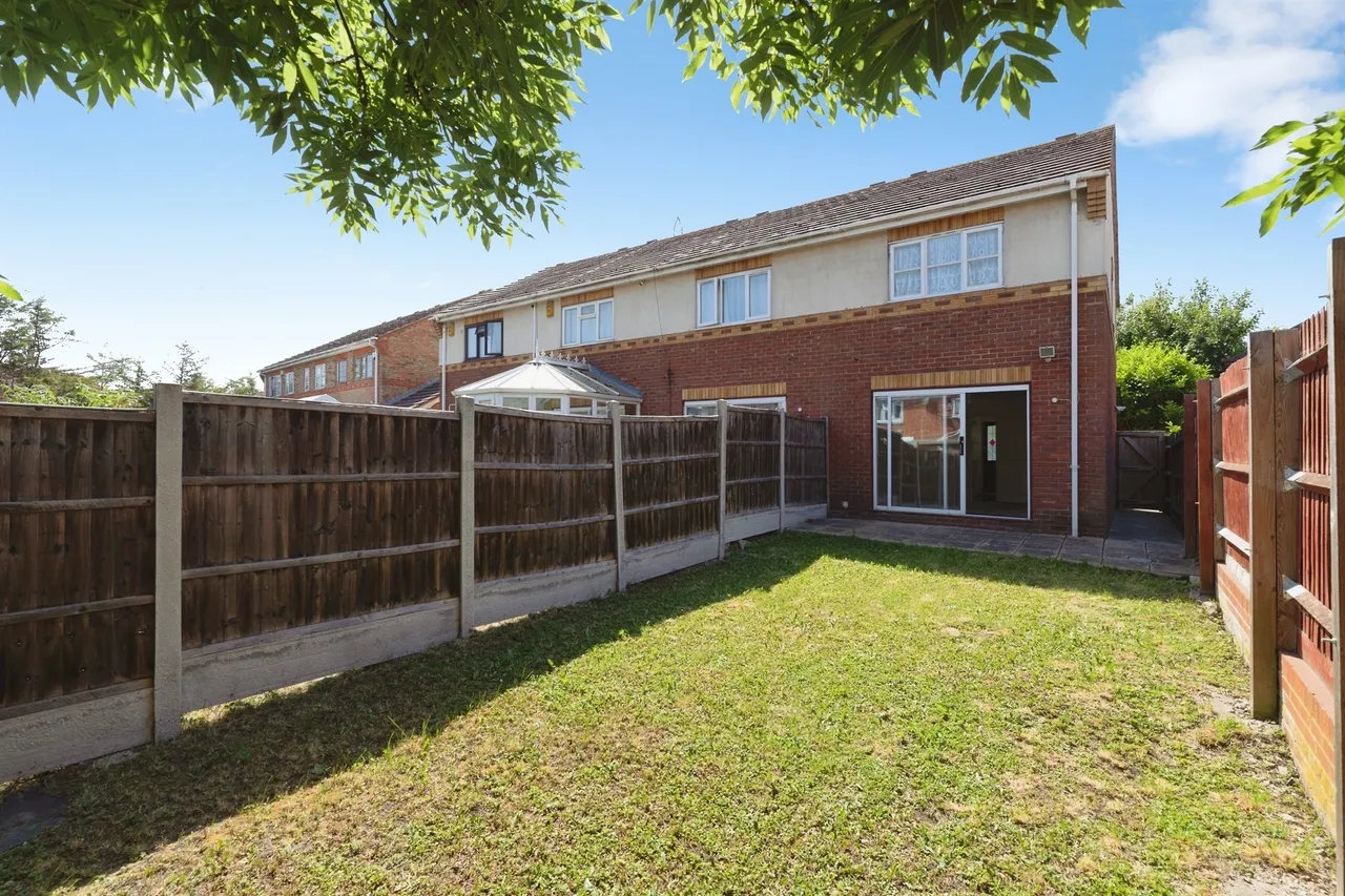 Great Galley Close, Barking, IG11, photo 3