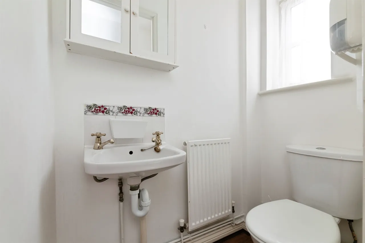 Great Galley Close, Barking, IG11, photo 13